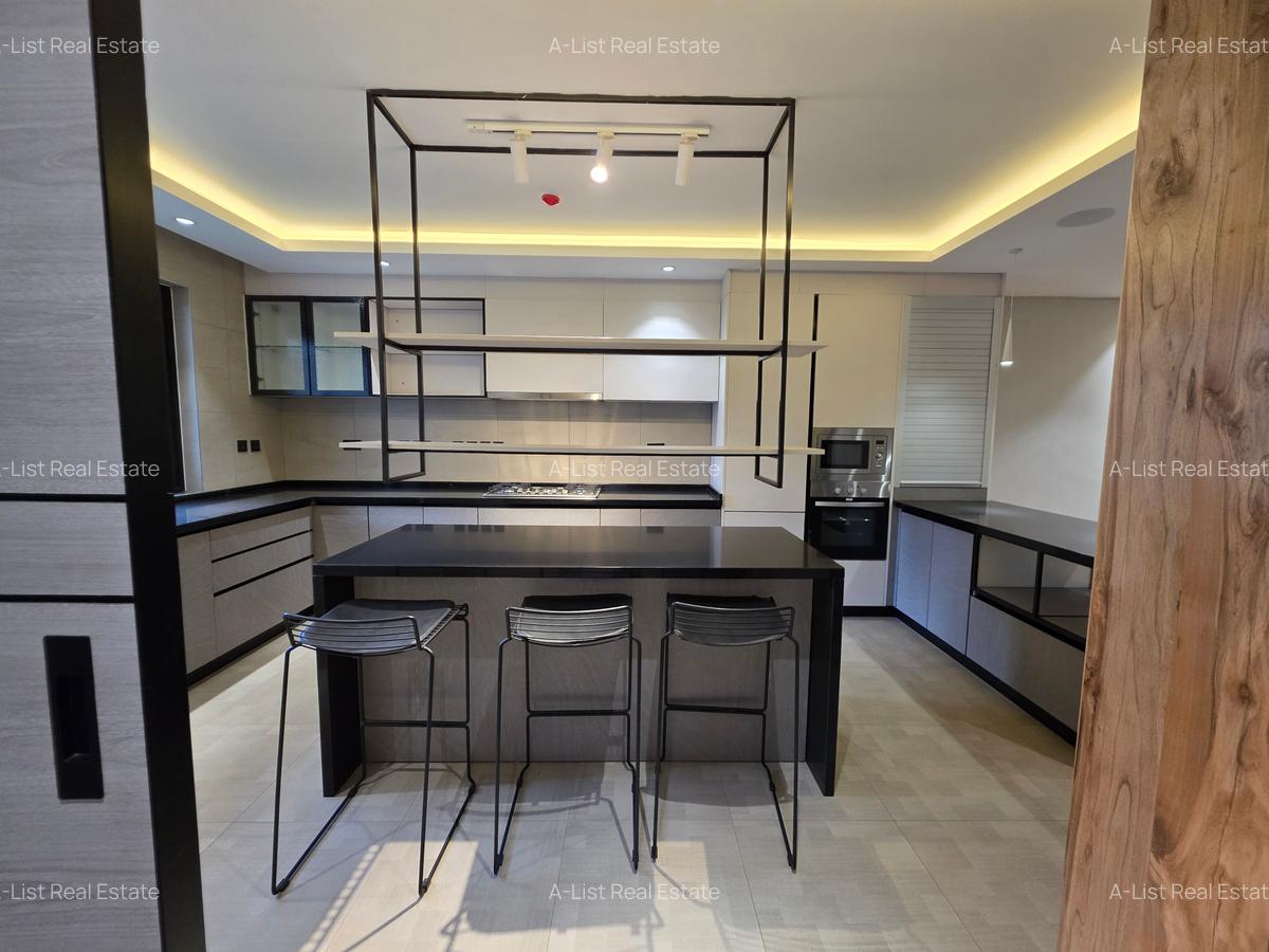 5 Bed Villa with En Suite at Muthangari Road - 5