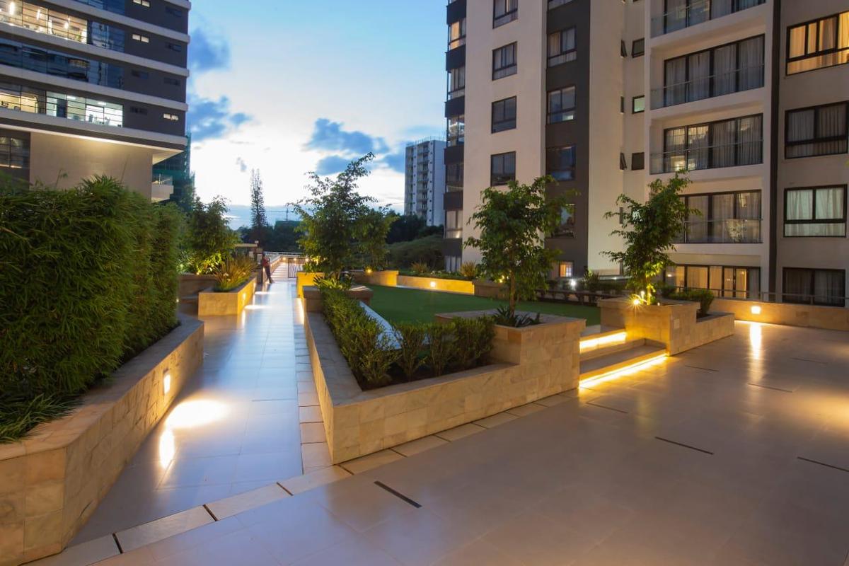 Serviced 2 Bed Apartment with En Suite at Riverside - 6