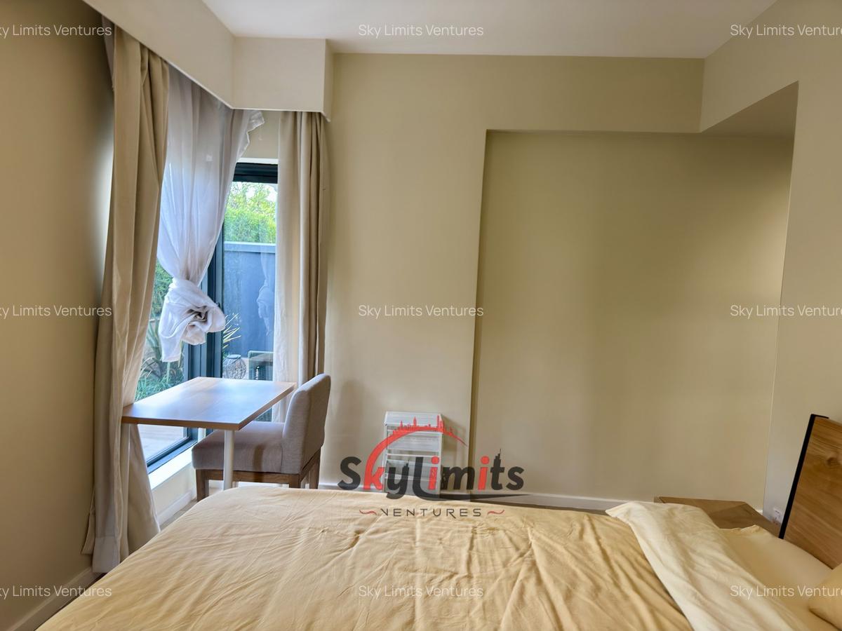 Furnished 2 Bed Apartment with En Suite at Riverside Drive - 14