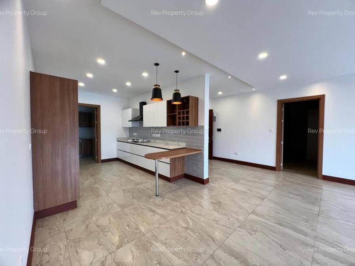 2 Bed Apartment with En Suite in Parklands - 3