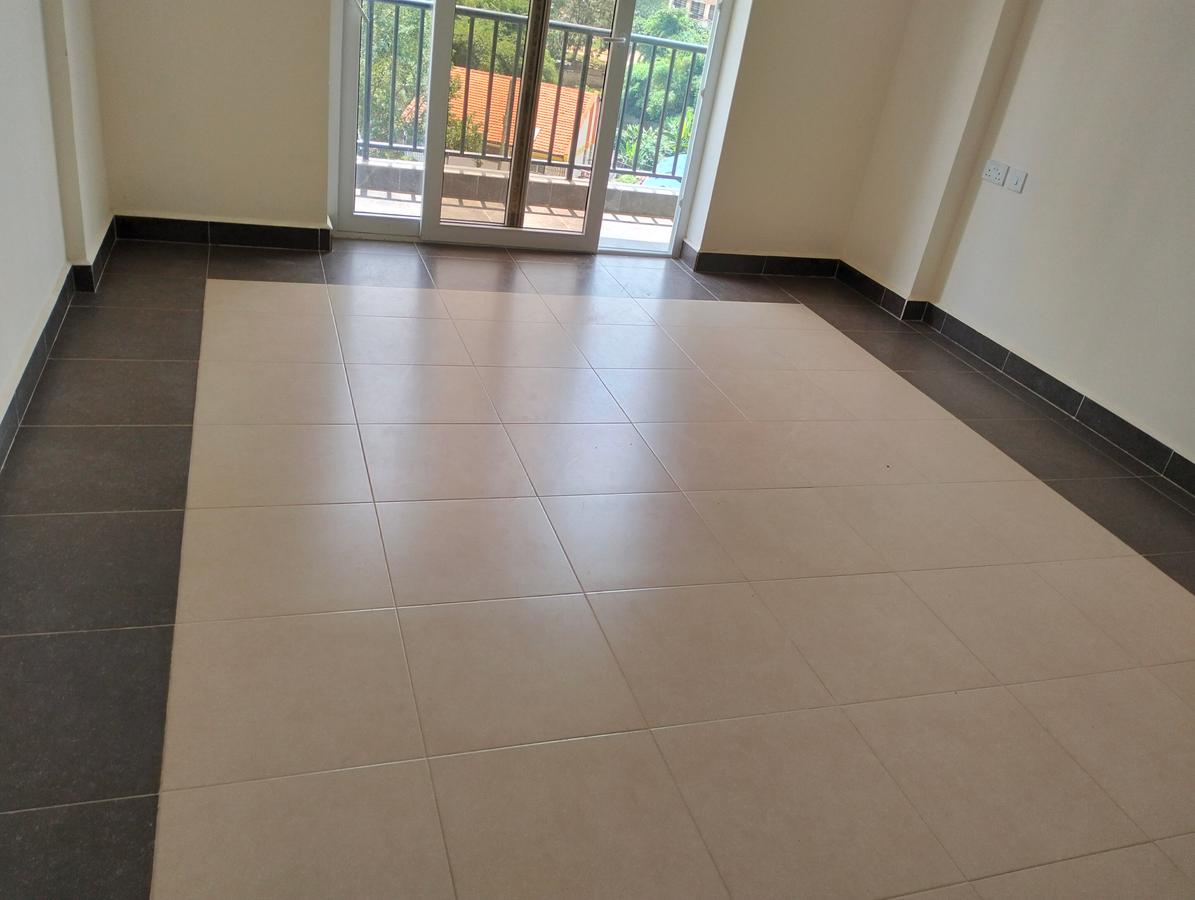 2 Bed Apartment with En Suite in Lavington - 20