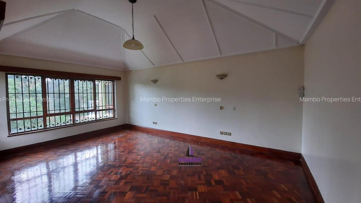 5 Bed Villa with En Suite at Mimosa Rd - 14