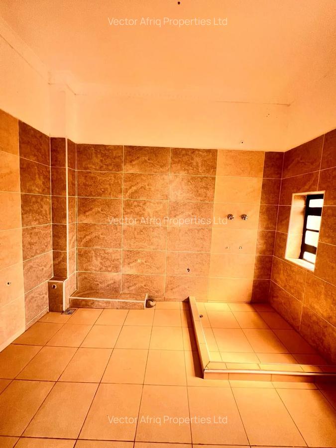 4 Bed House with En Suite in Kitengela - 2