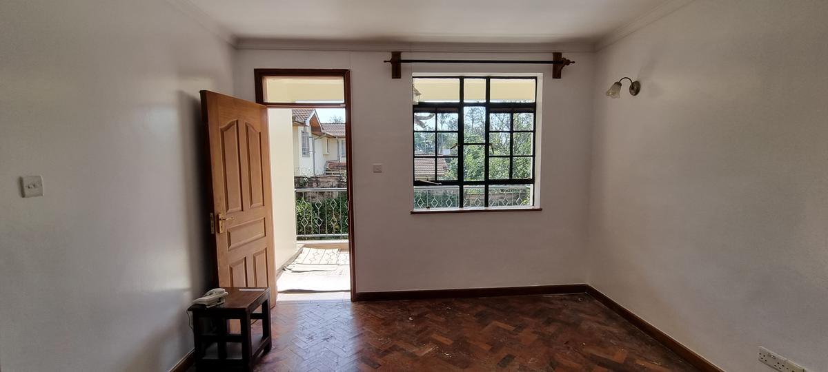 4 Bed Townhouse with En Suite at Kirawa Road - 8