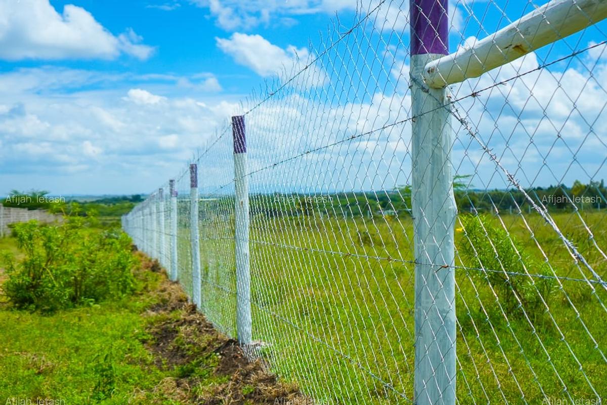 Land in Kitengela - 7