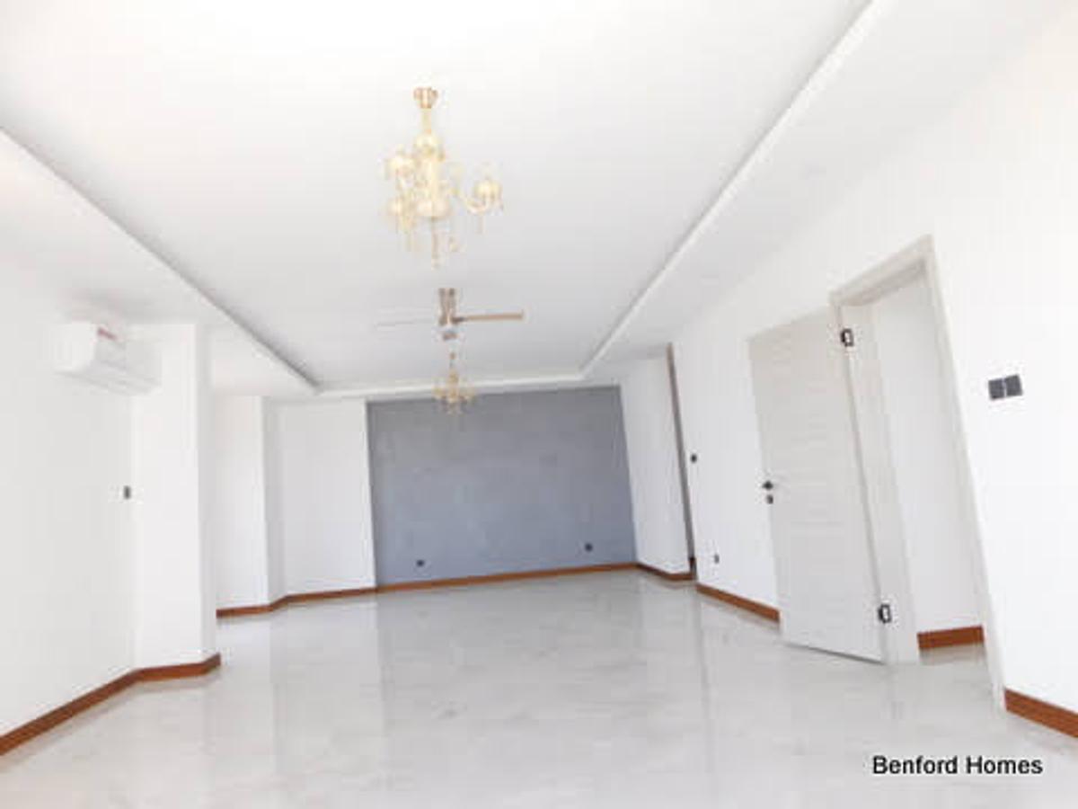 5 Bed Apartment with En Suite at Nyali - 14