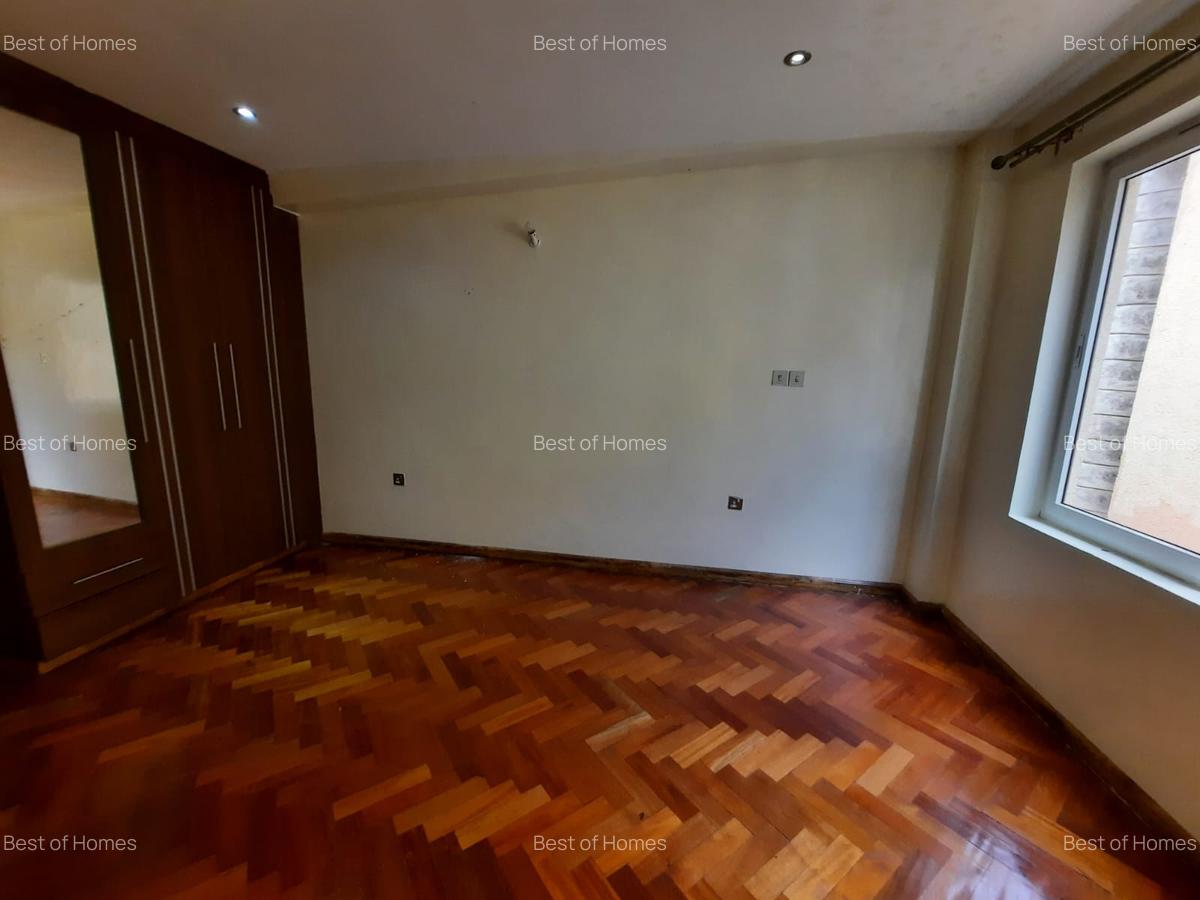 5 Bed Townhouse with En Suite in Lavington - 5