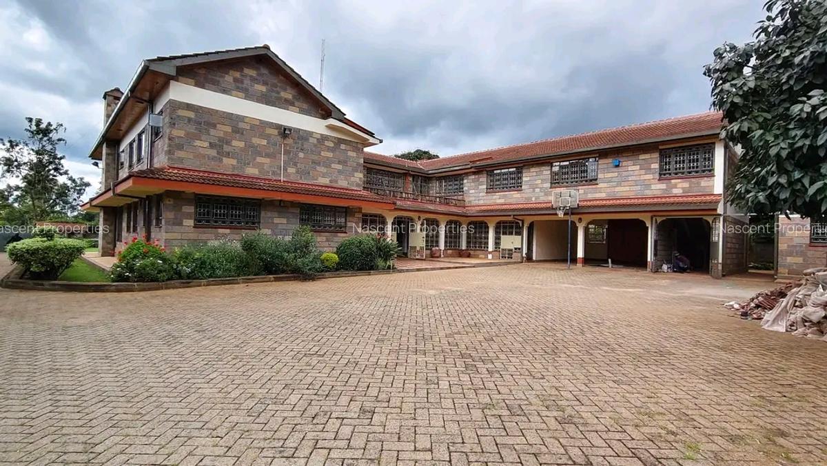 5 Bed House with En Suite in Nyari - 5