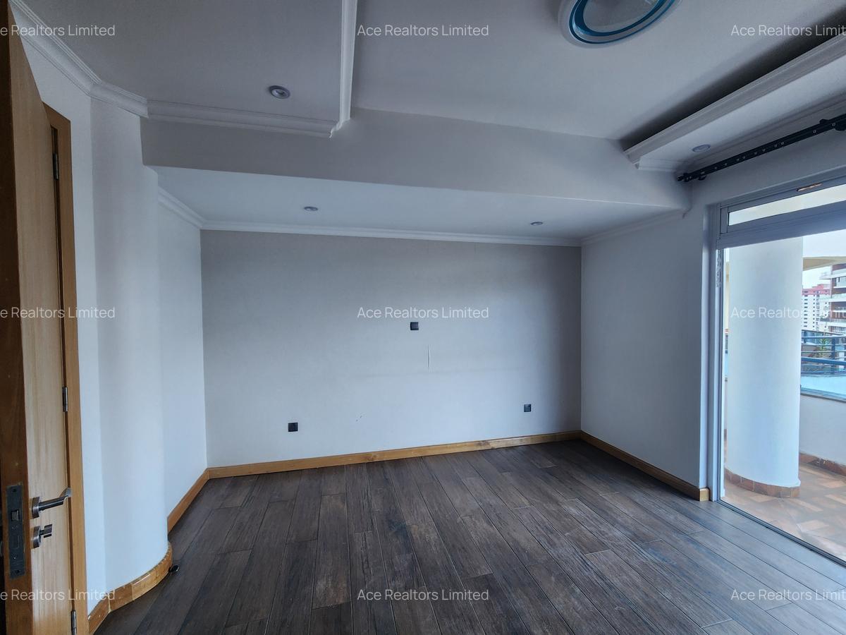 4 Bed Apartment with En Suite at Siaya Road - 5