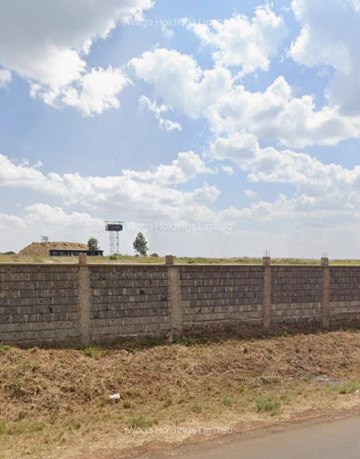 150 ac Land at Komo - 2