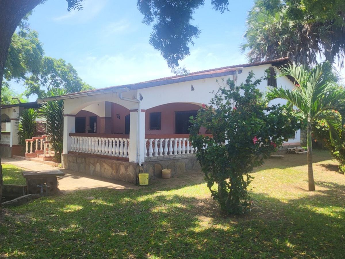 3 Bed House with Staff Quarters in Malindi - 1