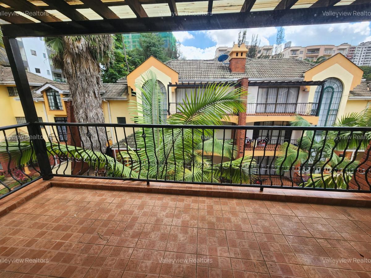 4 Bed Townhouse with En Suite at Kileleshwa - 13