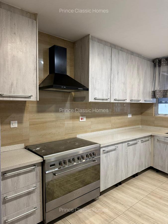 4 Bed Apartment with En Suite in Kilimani - 5