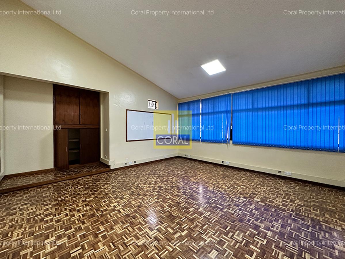 5,541 ft² Office in Gigiri - 13