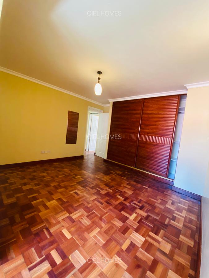 5 Bed Townhouse with En Suite in Kileleshwa - 16
