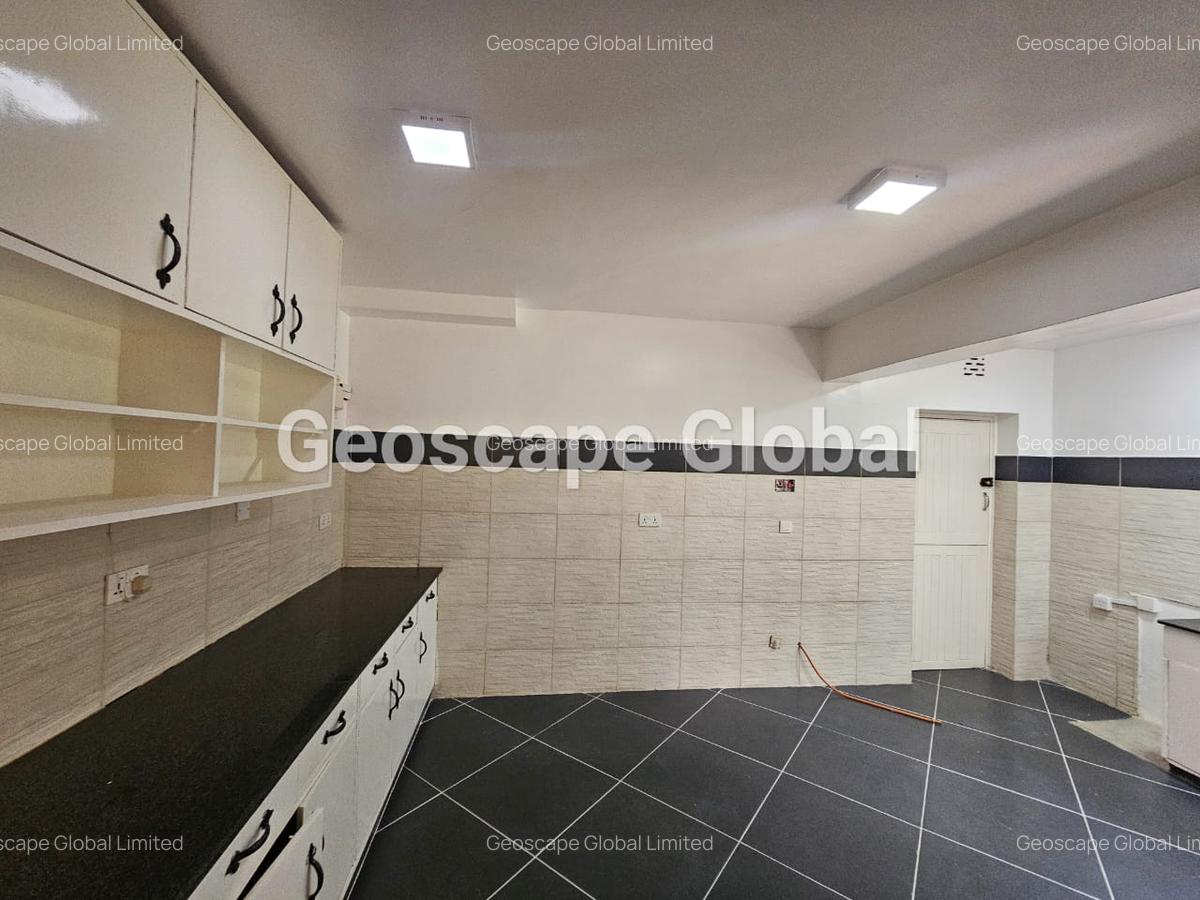 4 Bed House with En Suite in Muthaiga - 18