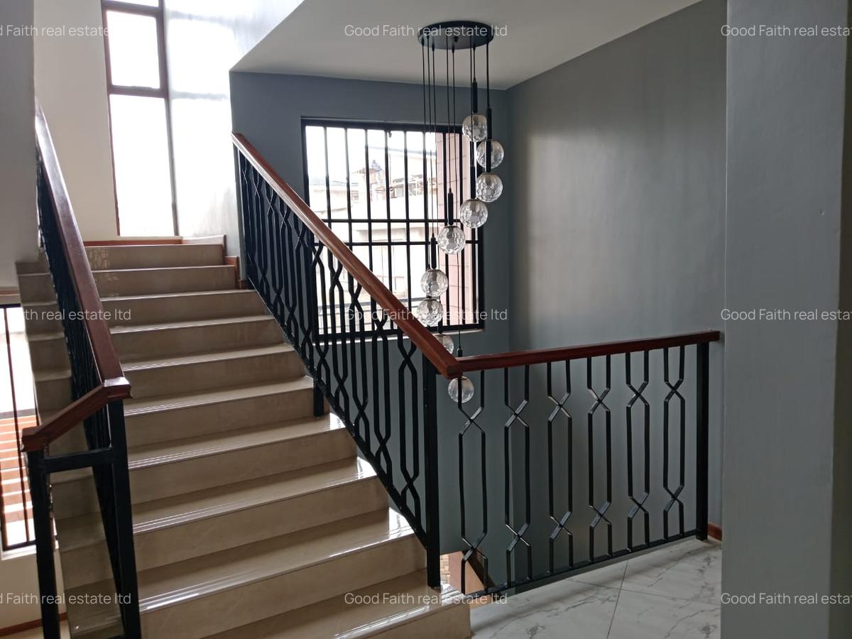 4 Bed Townhouse with En Suite in Kiambu Road - 12