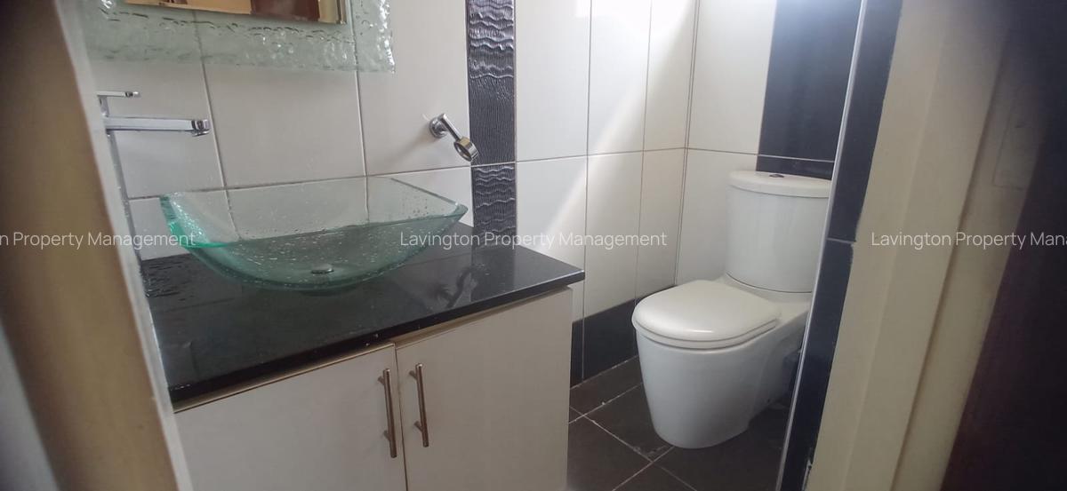 4 Bed Townhouse with En Suite at Lavington Green - 18