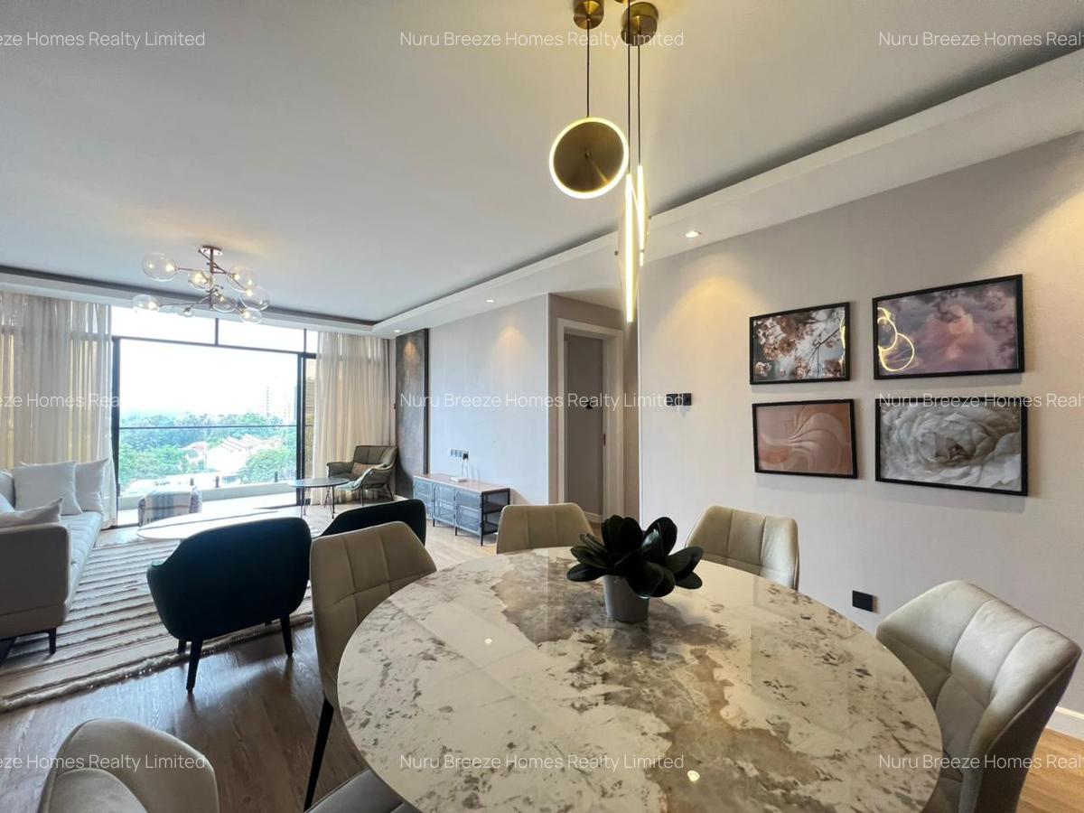 3 Bed Apartment with En Suite in Brookside - 10