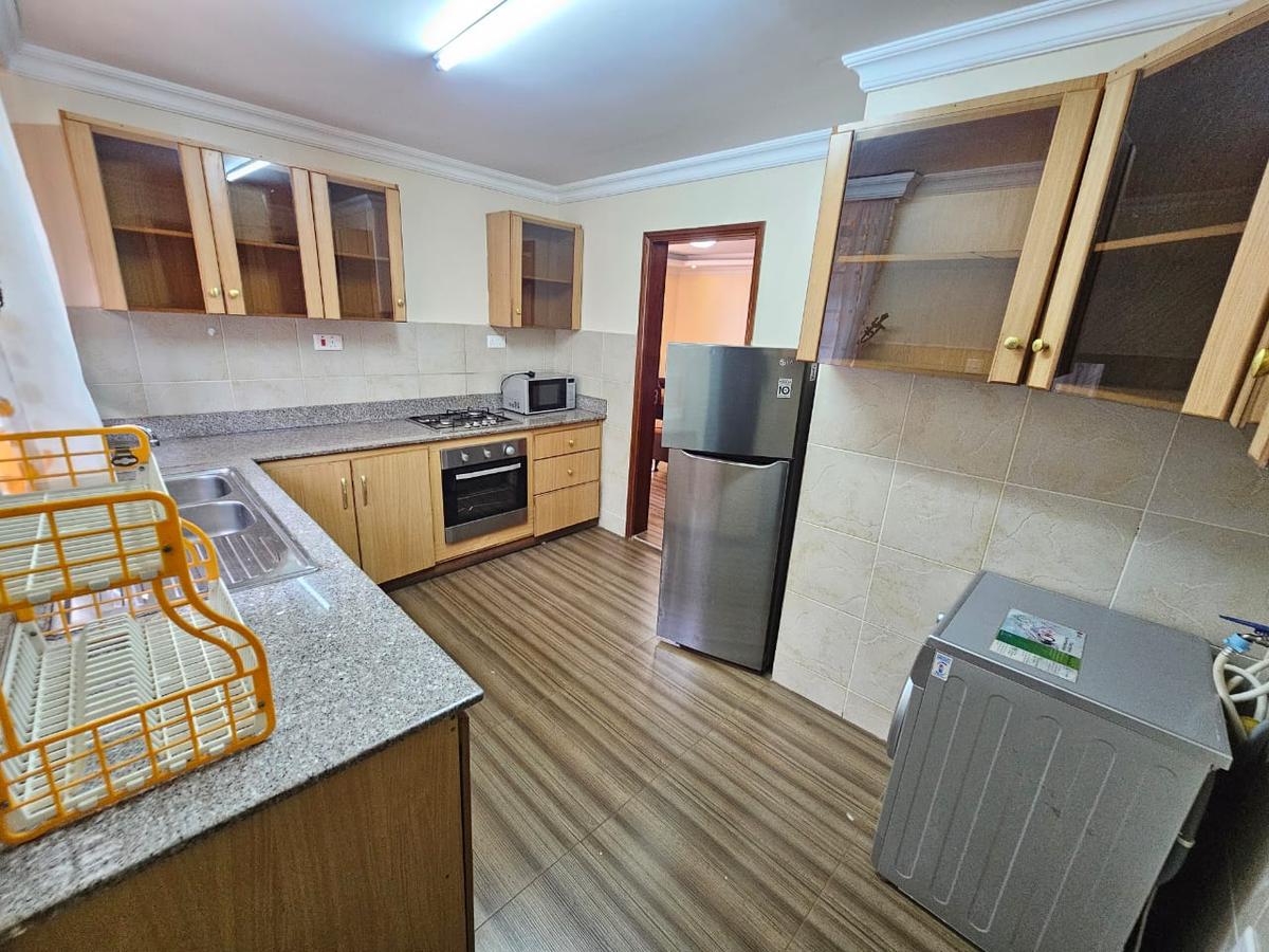 3 Bed House with En Suite in Rosslyn - 5