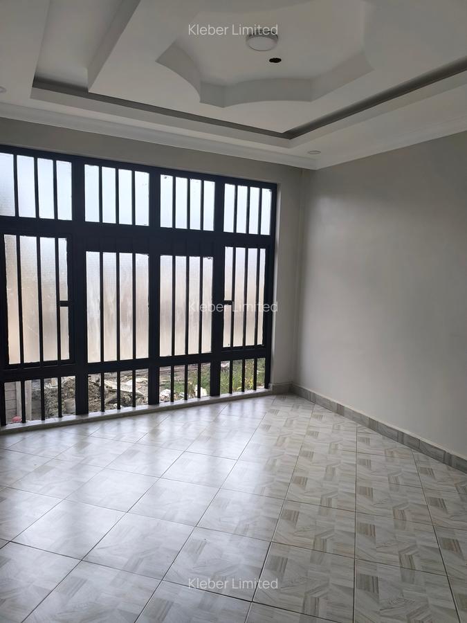 4 Bed House with En Suite in Ruiru - 11