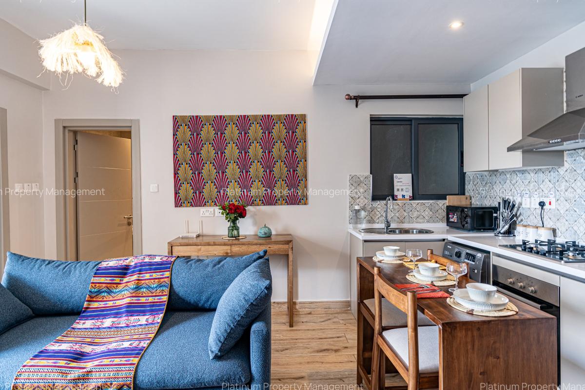 Serviced 1 Bed Apartment with En Suite at Westlands Rd - 4