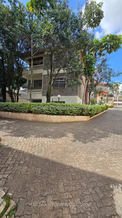 5 Bed Townhouse with Staff Quarters in Lavington - 4