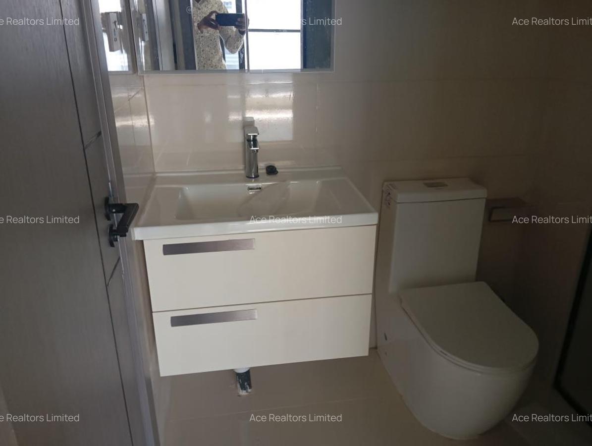 1 Bed Apartment with En Suite at Westlands Road - 10