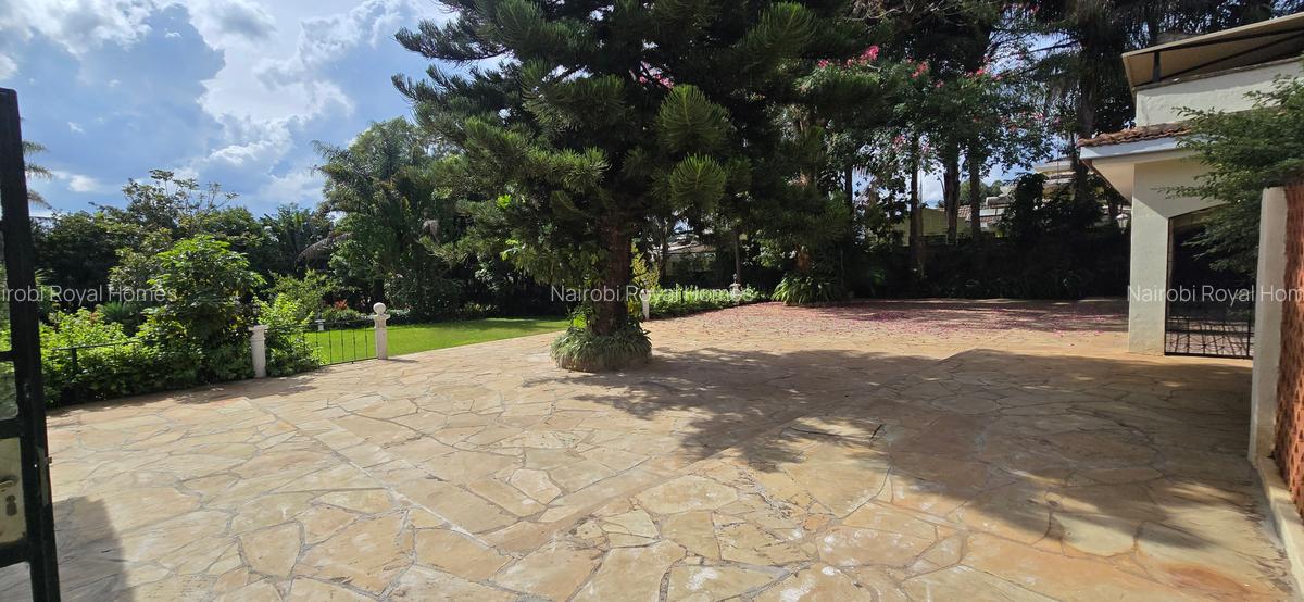 6 Bed House with En Suite at Lavington Off James Gichuru - 16