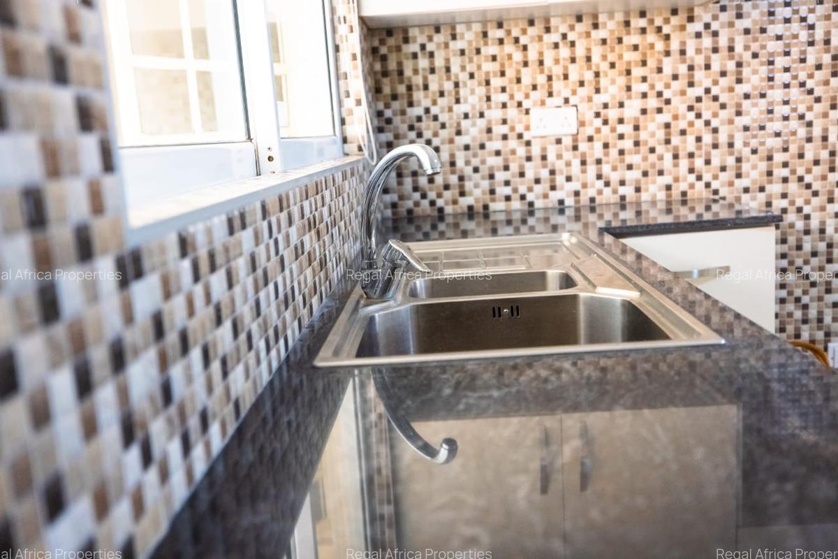 3 Bed Apartment with En Suite at Tabere Crescent Road - 5