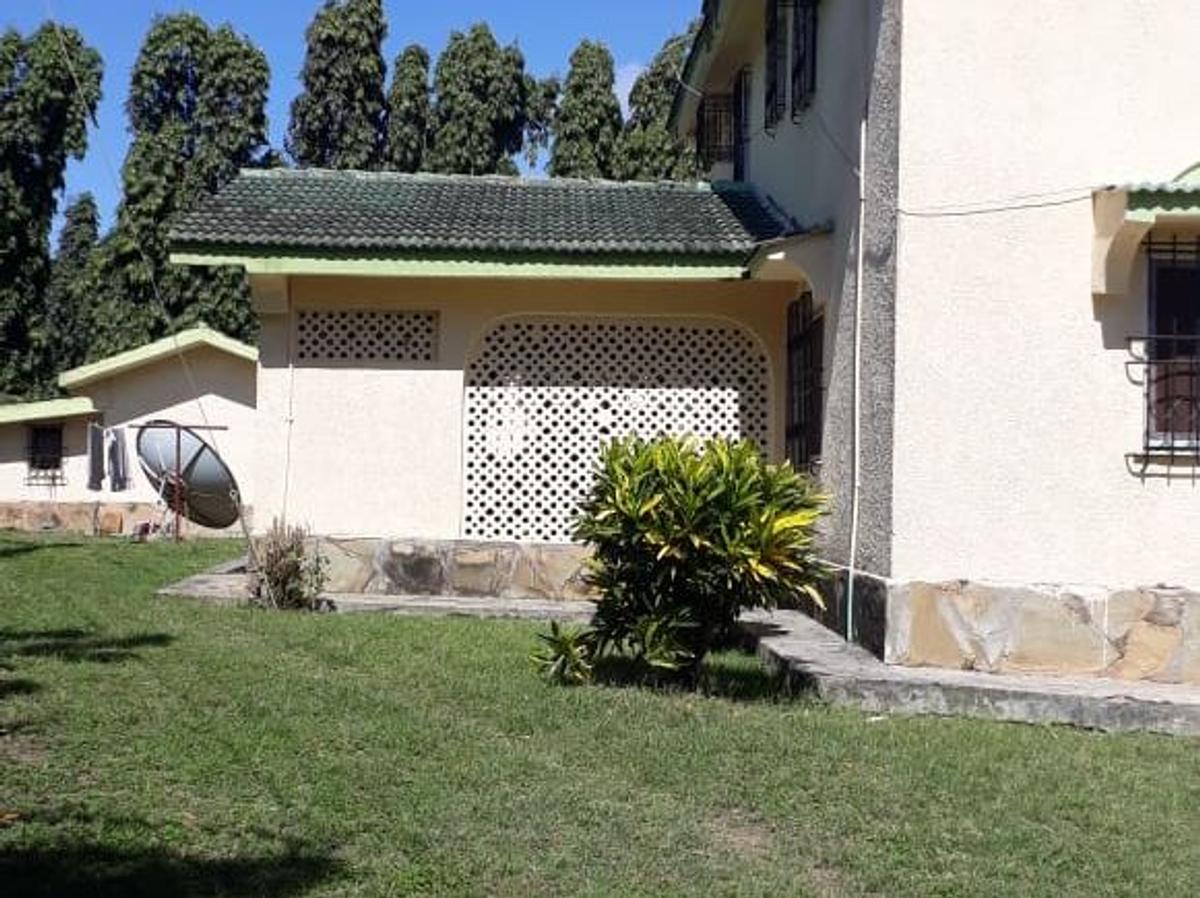 4 Bed Townhouse in Nyali Area - 9