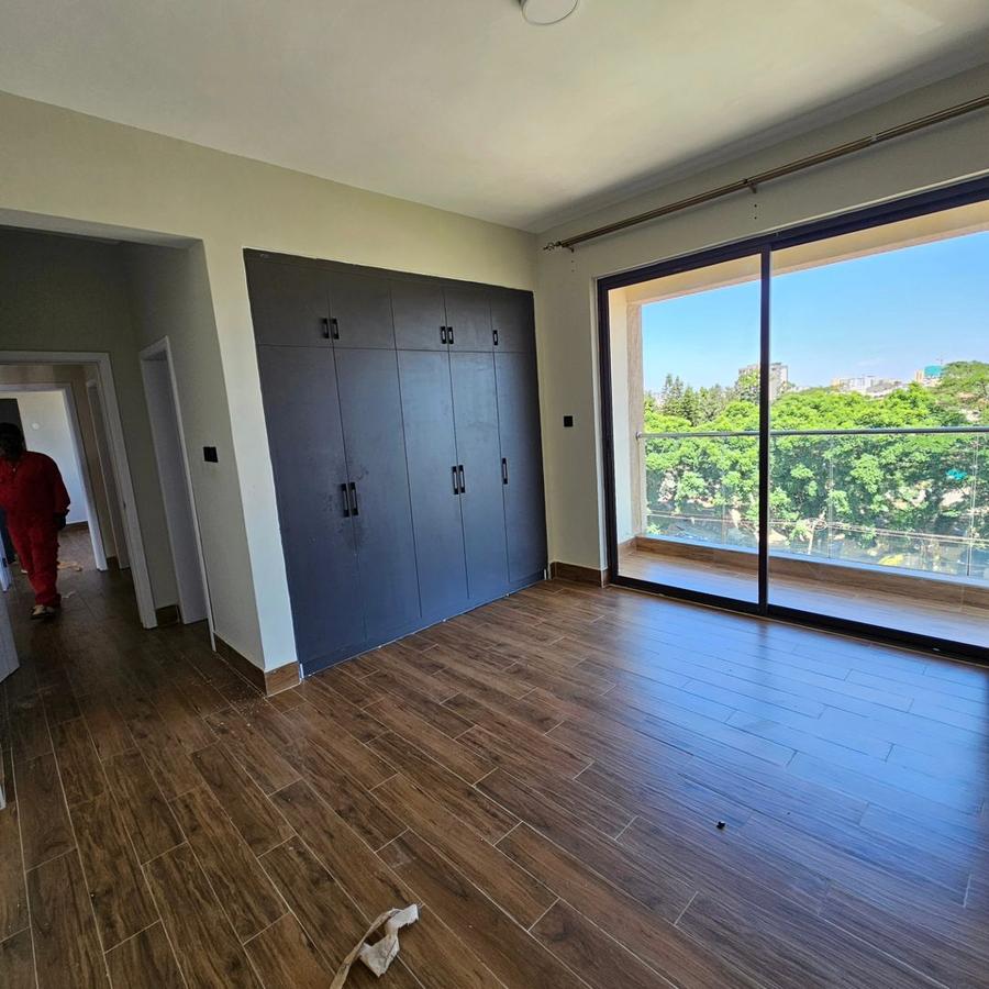 2 Bed Apartment with En Suite at Mbaazi Road - 3