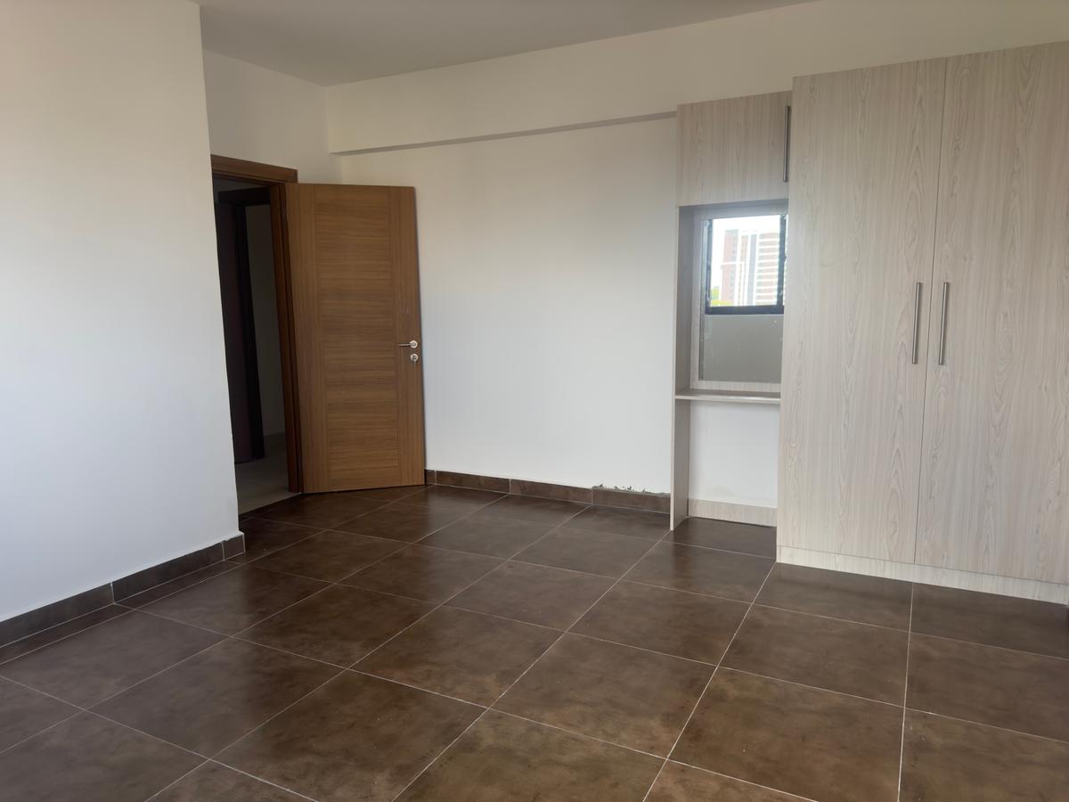 4 Bed Apartment with En Suite at Lantana Road - 8