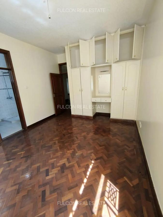 3 Bed Apartment with En Suite in Westlands Area - 8