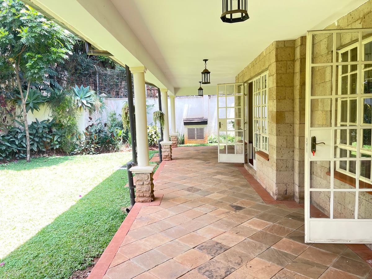 5 Bed Townhouse with Staff Quarters in Lavington - 4