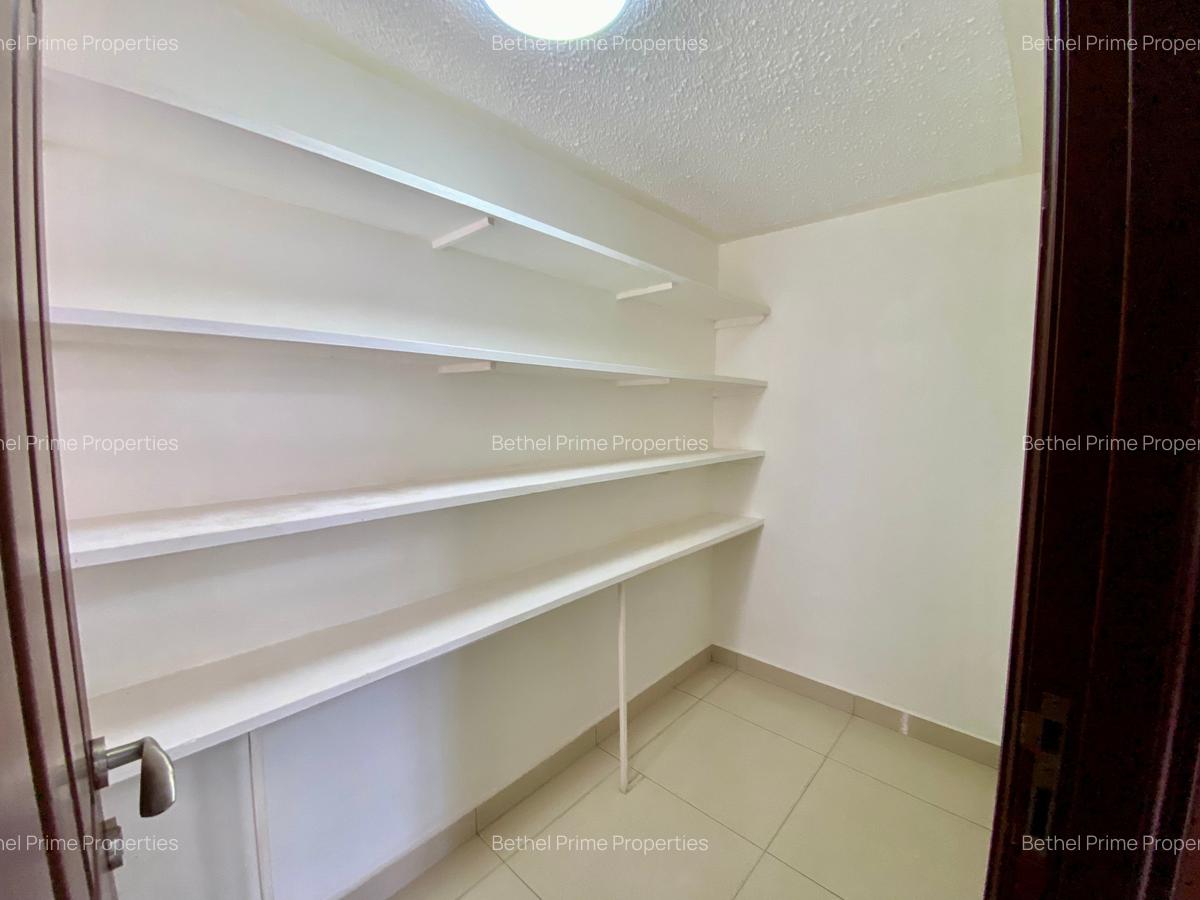 4 Bed House with En Suite in Muthaiga - 13