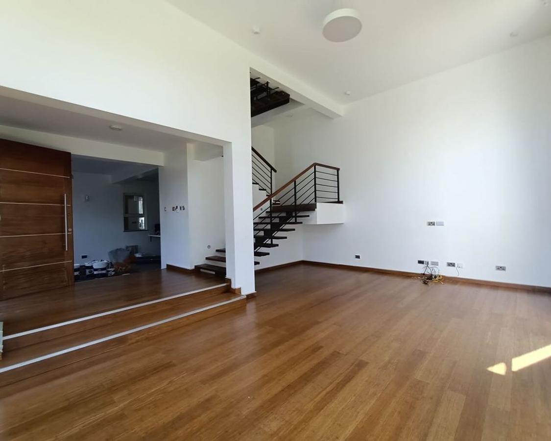 5 Bed Townhouse with En Suite at Kabasiran Avenue - 8