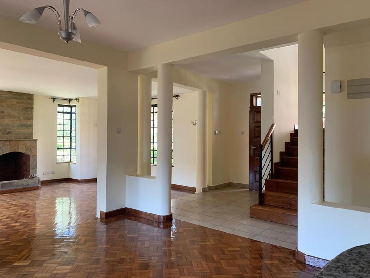 4 Bed Townhouse with En Suite in Lavington - 3