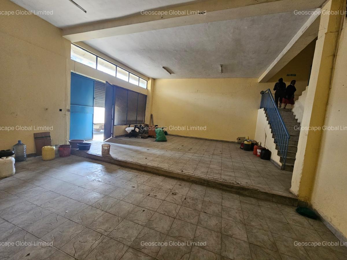 3,500 ft² Warehouse with Backup Generator in Industrial Area - 7