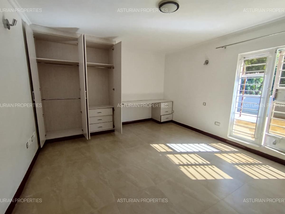 4 Bed Townhouse with En Suite in Runda - 3