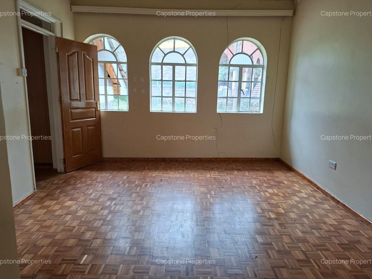 4 Bed House with En Suite in Runda - 8