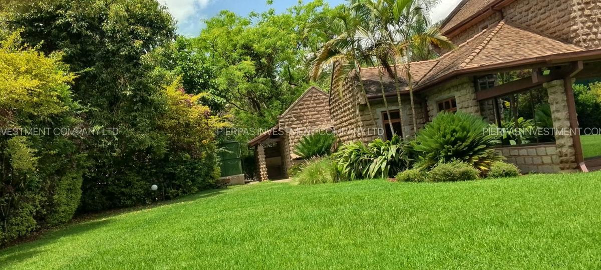 5 Bed Townhouse with En Suite in Karen - 16