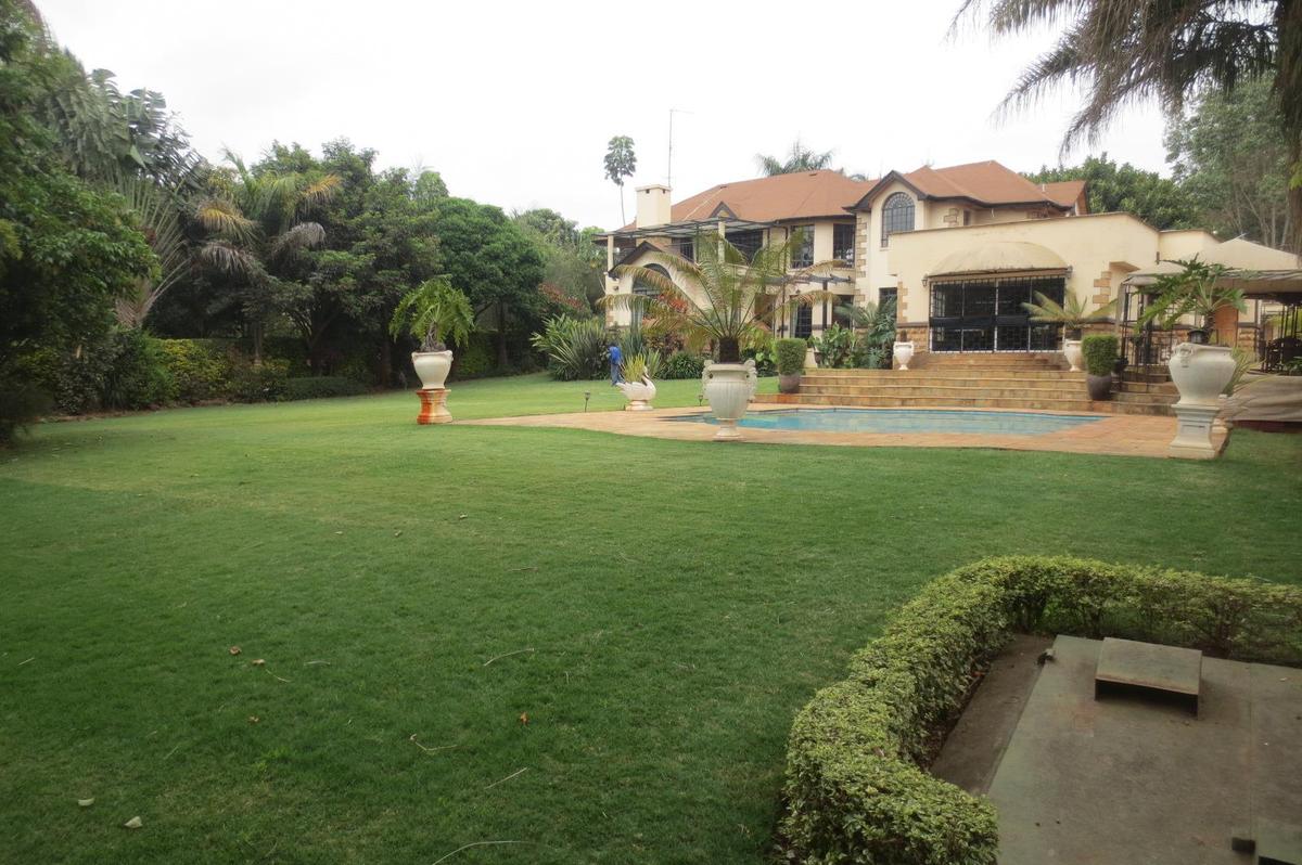 4 Bed Townhouse with En Suite in Runda - 1