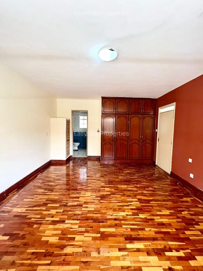 1 Bed Apartment with En Suite in Riverside - 6