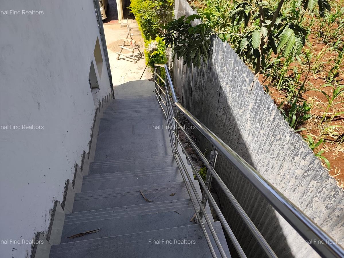 2 Bed House with Garden in Runda - 16