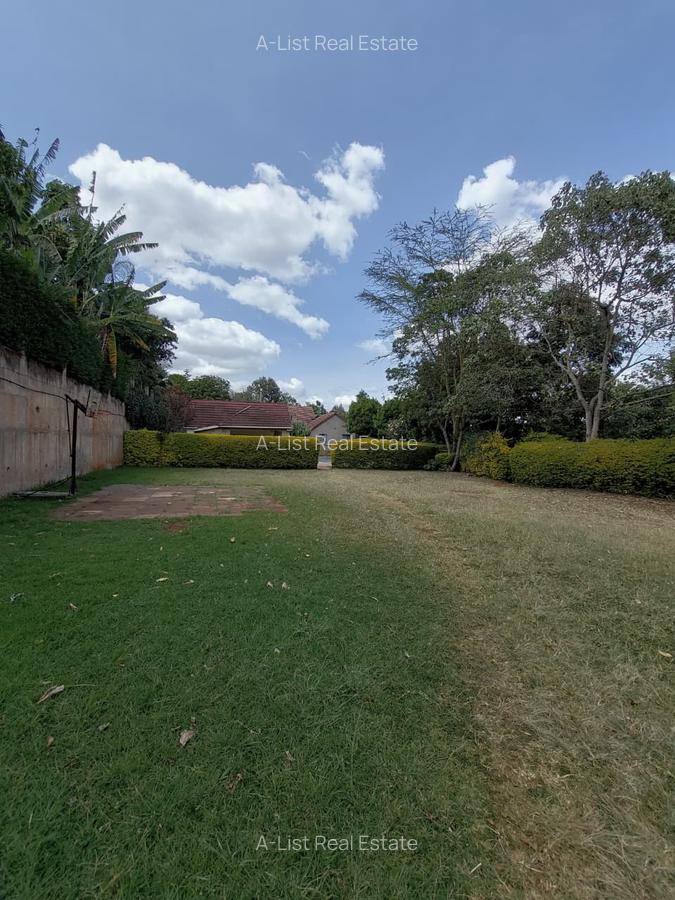 4 Bed Villa with En Suite at Kirawa Road - 15