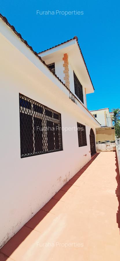 4 Bed Villa with En Suite at Nyali - 3