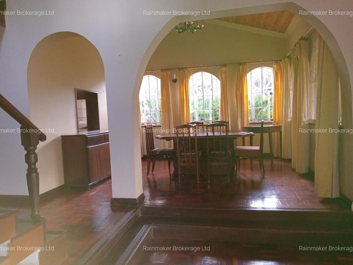 3 Bed House with En Suite in Runda - 3
