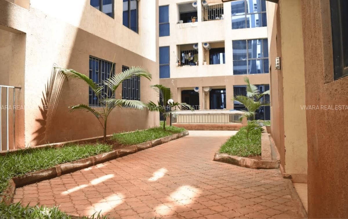 1 Bed Apartment with Swimming Pool in Kileleshwa - 2