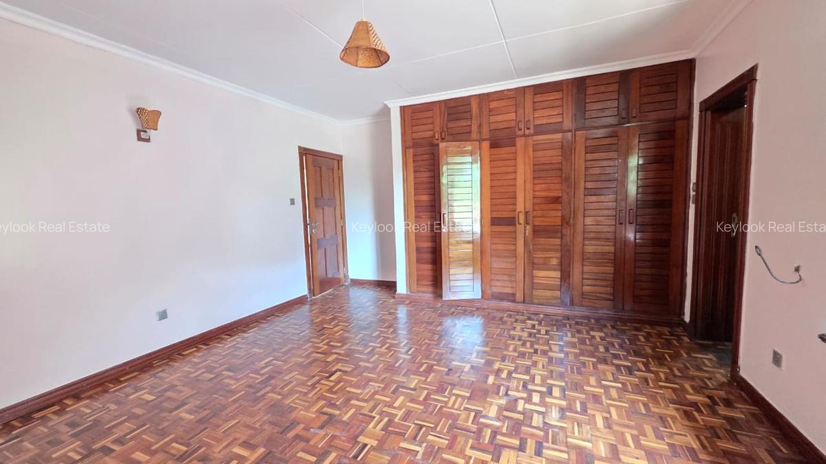 4 Bed Townhouse with En Suite at Peponi Road 986 - 8